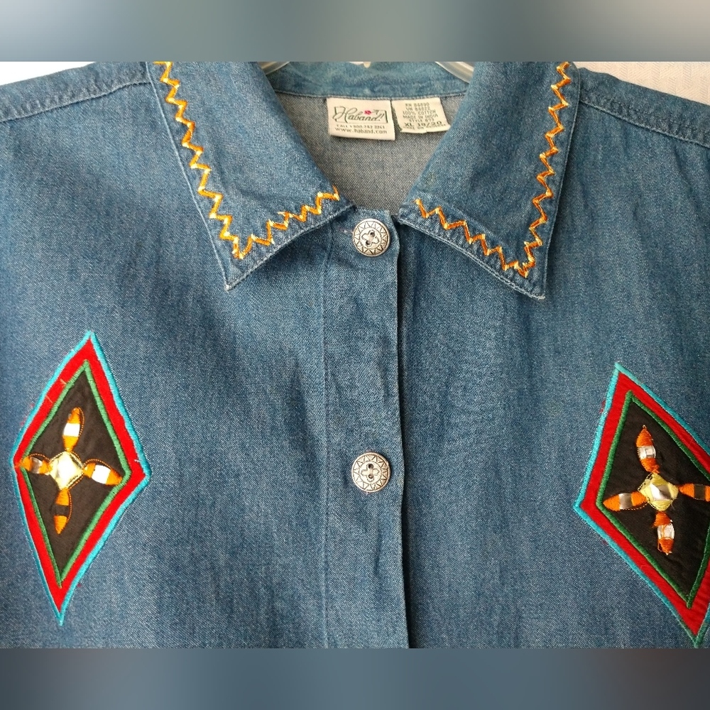 Embellished Denim Shirt Country Southwest Look Women's XL 18  20 Chest 46" - Picture 4 of 6